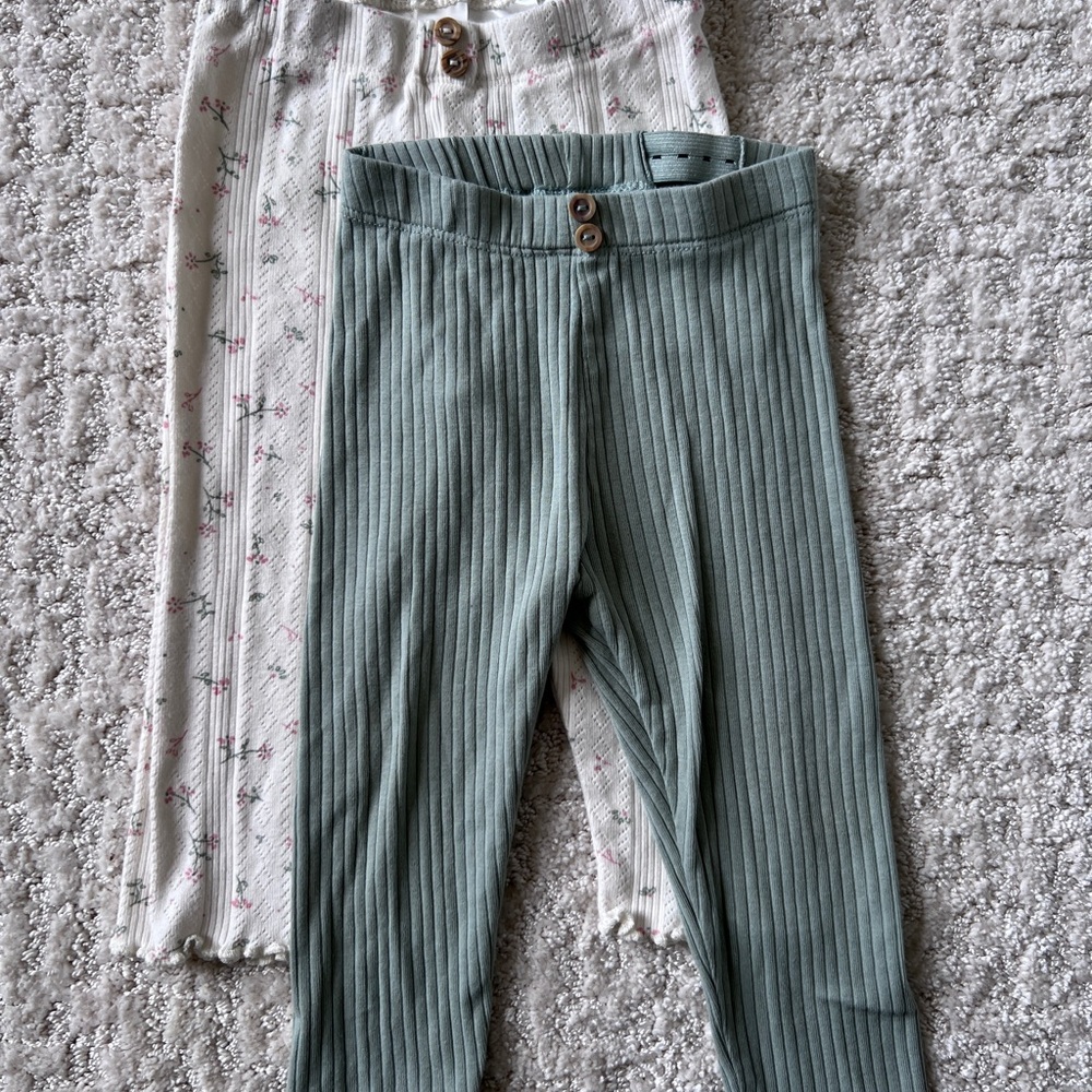 H&M Green and White Ribbed Leggings Set
